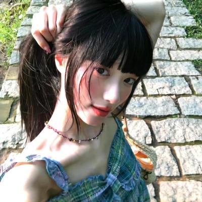 蒂拉和兰妮劫火车